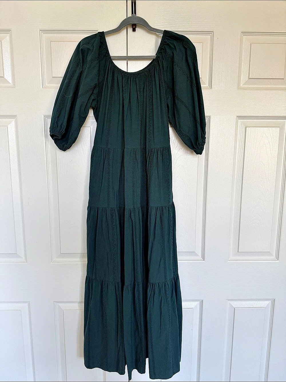Maxi Dress in Green Size Medium Like New